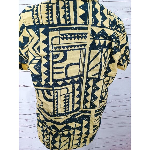 Netflix Stranger Things Men's Large Yellow Black Geometric Aztec Button Shirt - Picture 5 of 11